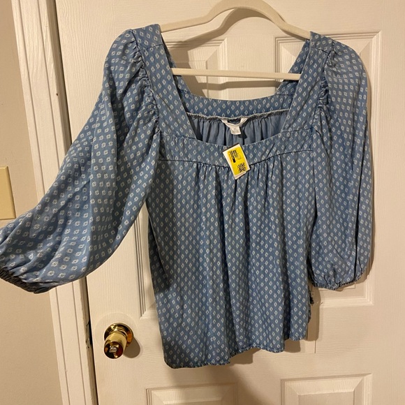 Caslon Tops - Caslon medium cropped blouse NWT